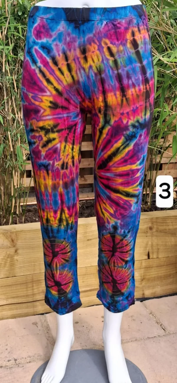 tie dye cropped leggings blue style 3