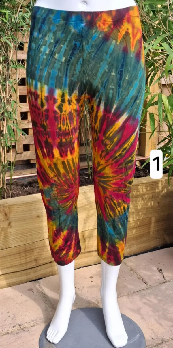 tie dye cropped leggings green style 1