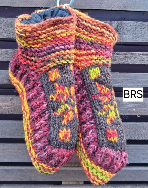 brown fleece lined slipper socks S