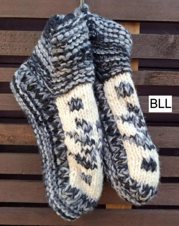 black fleece lined slipper socks L