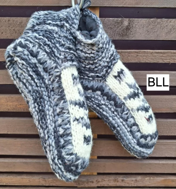 black fleece lined slipper socks L