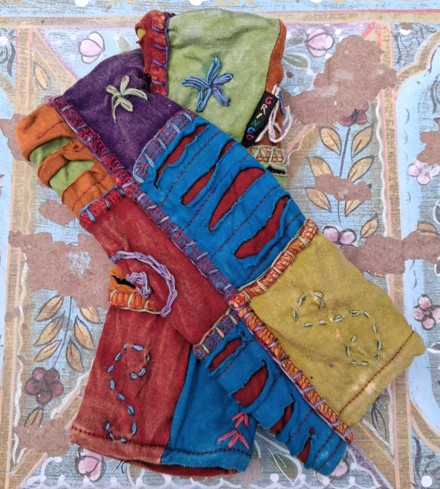 razorcut sleeves with thumb holes - Image 3