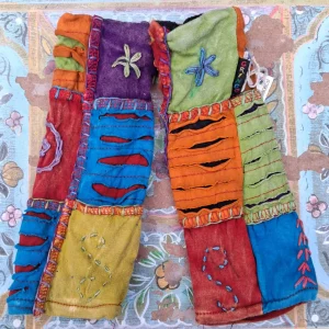 razorcut sleeves with thumb holes