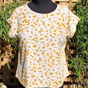 flower top [preloved]