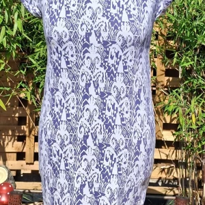 T-shirt dress (pre-loved)