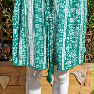 green patterned shorts (pre-loved)
