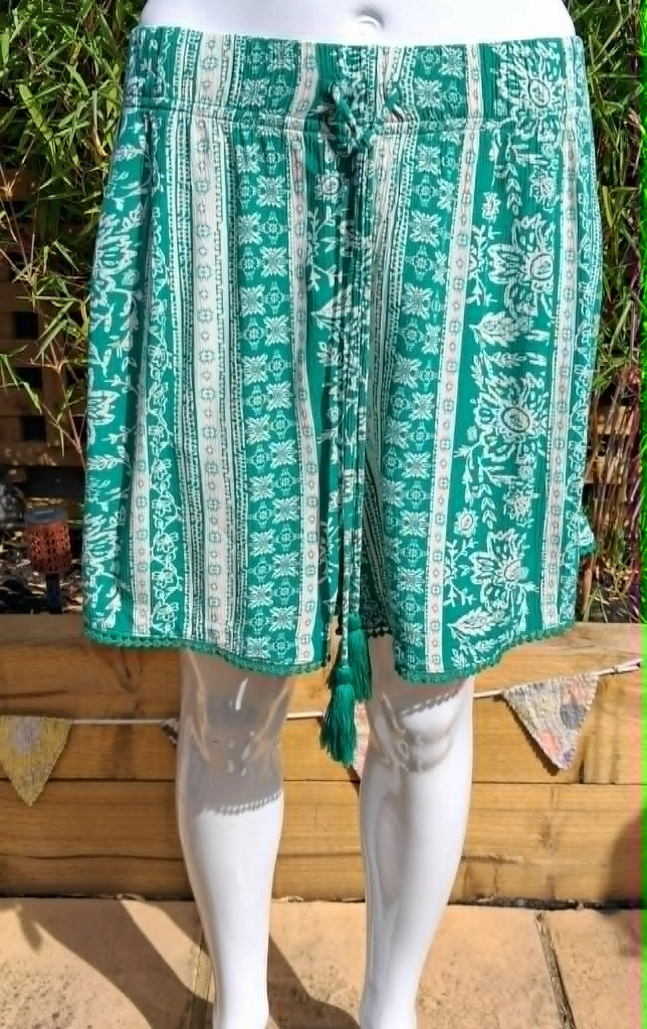 green patterned shorts (pre-loved)