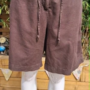 linen shorts (pre-loved)