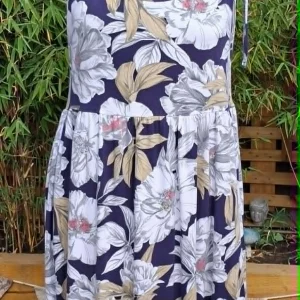 flower summer dress (Pre-loved)