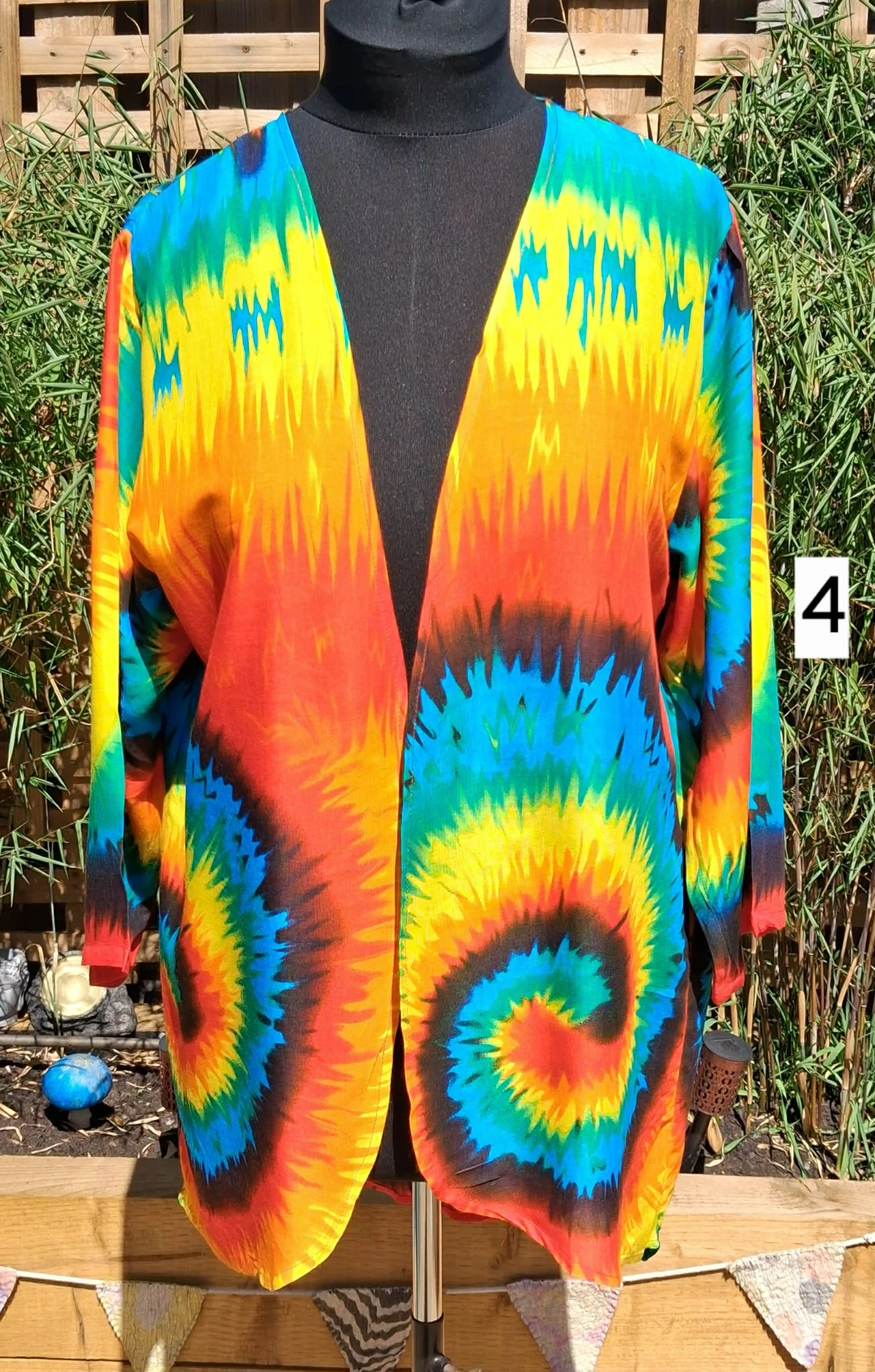 swirl tie dye shrug style 4